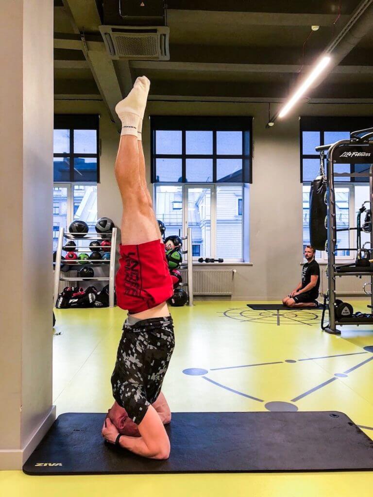 Guy in the background wondering, what the fuck is he doing?