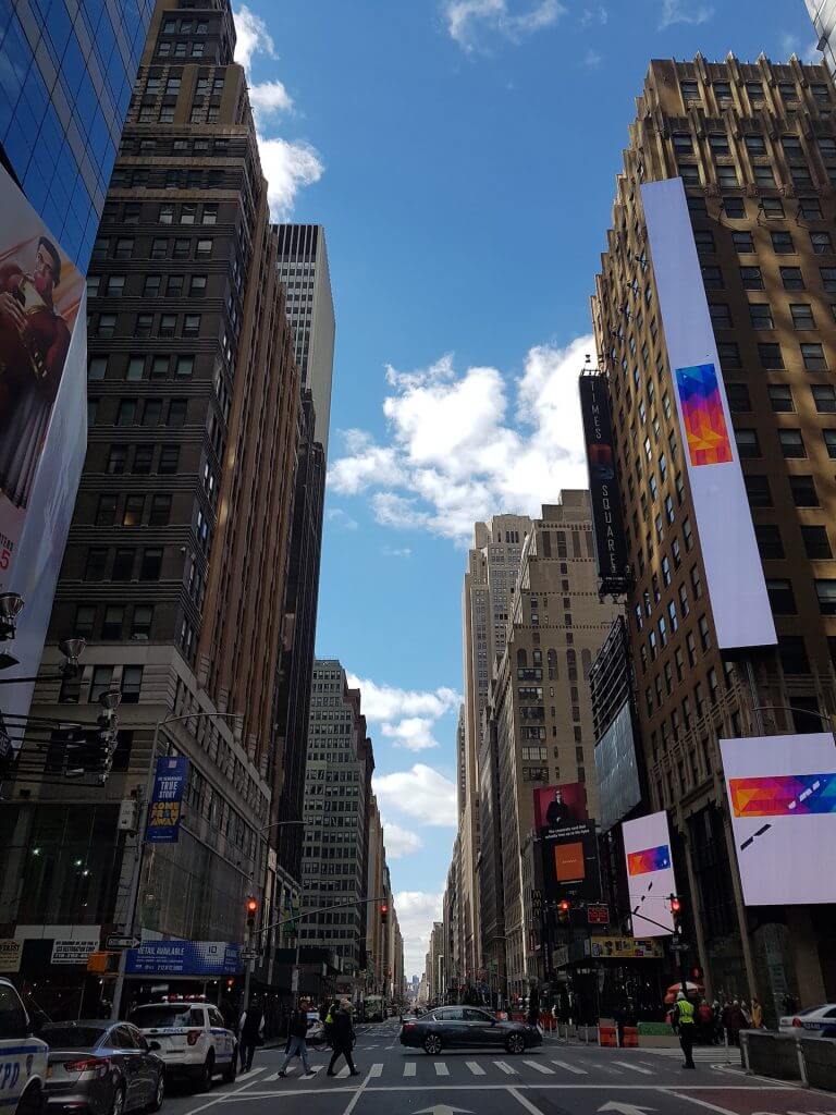 Streets similar to Glasgow but with taller buildings