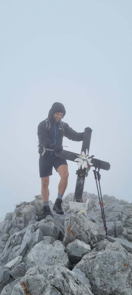 Every top has the cross