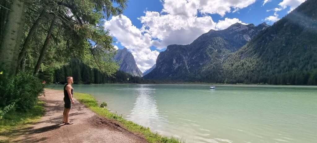 Toblacher See with mountains in background